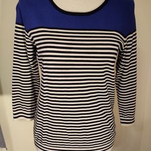 Cute Talbot's light knit sweater